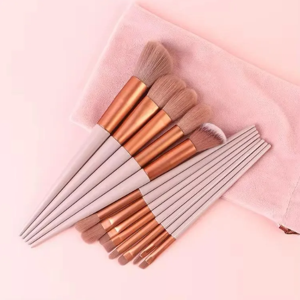 Conjunto 13 Peças Pincéis de Maquiagem com Estojo de Veludo (Cores Sortidas)